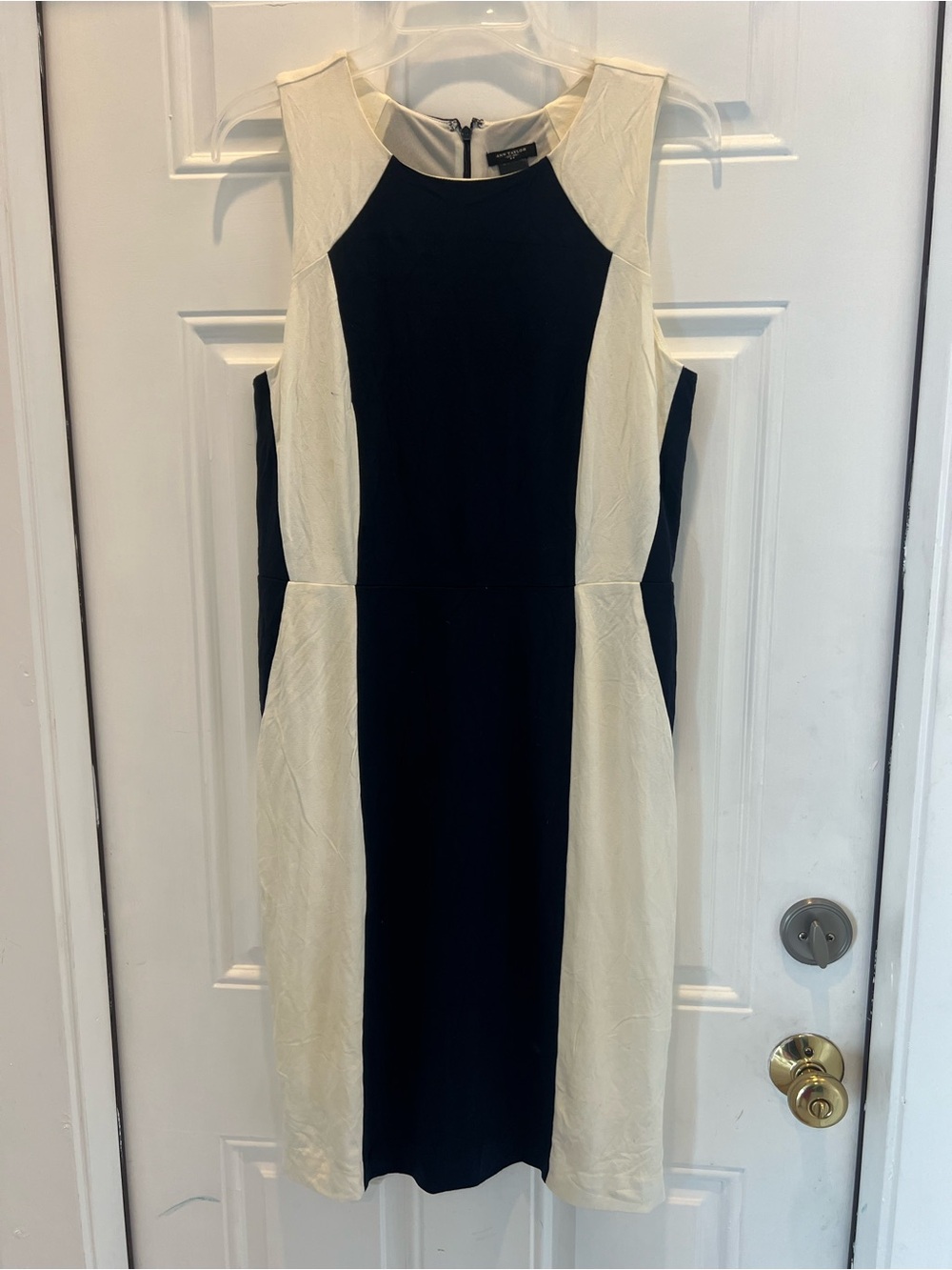 Ann Taylor White/Navy Blue Midi Dress Zip Back Sleeveless Size 10 Lined  # 885